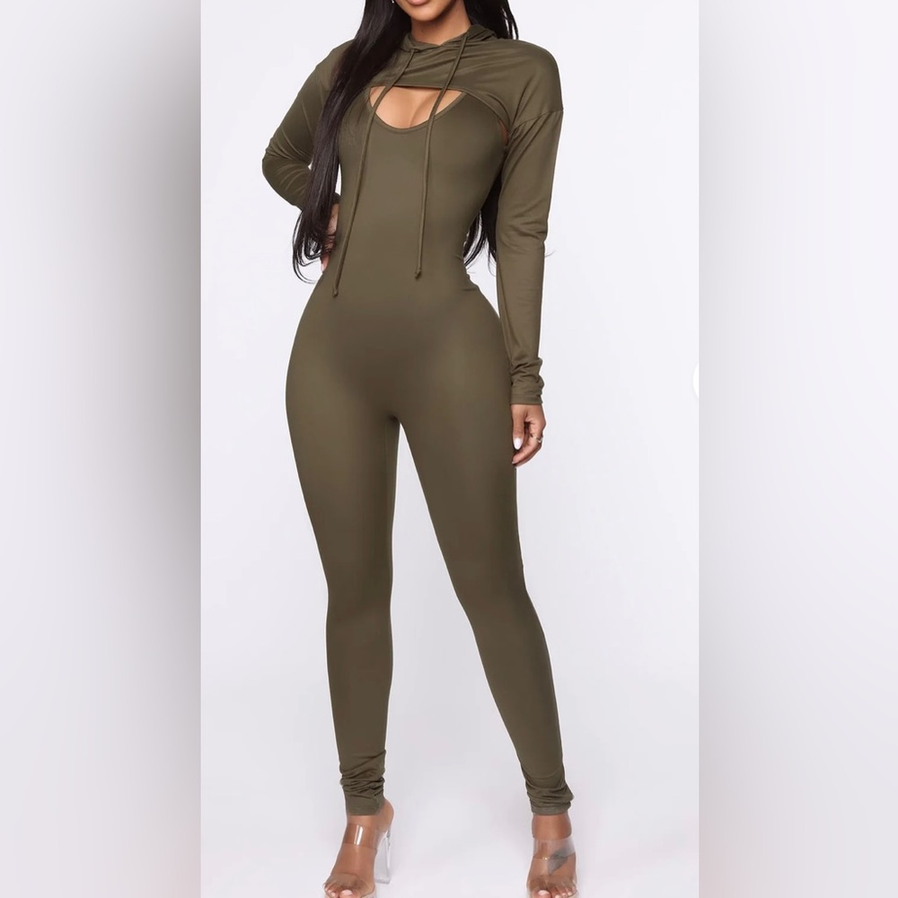 Fashion Nova 2 Piece Hooded Green Skinny Leg Jumpsuit Medium